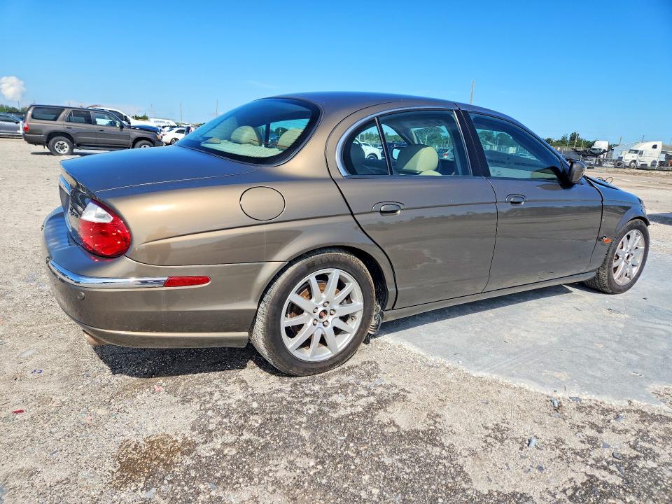 2001 Jaguar S-type მანქანა იყიდება აუქციონზე, vin: SAJDA01P81GM17192, აუქციონის ნომერი: 68543416