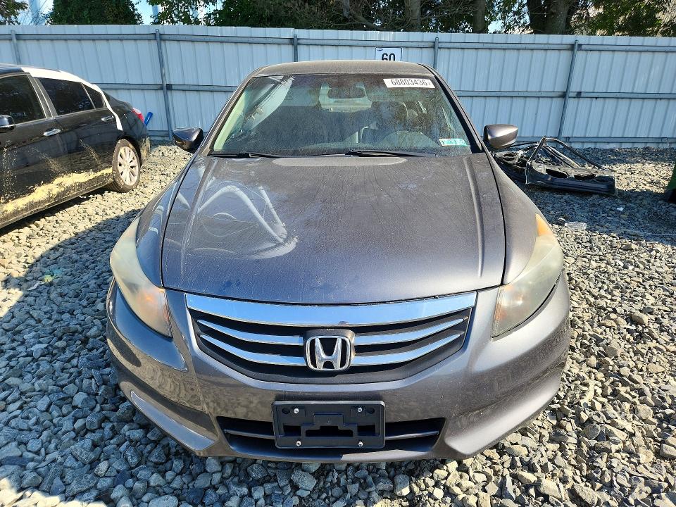 Продажа на аукционе авто 2011 Honda Accord, vin: 1HGCP2F61BA119352, номер лота: 68803436