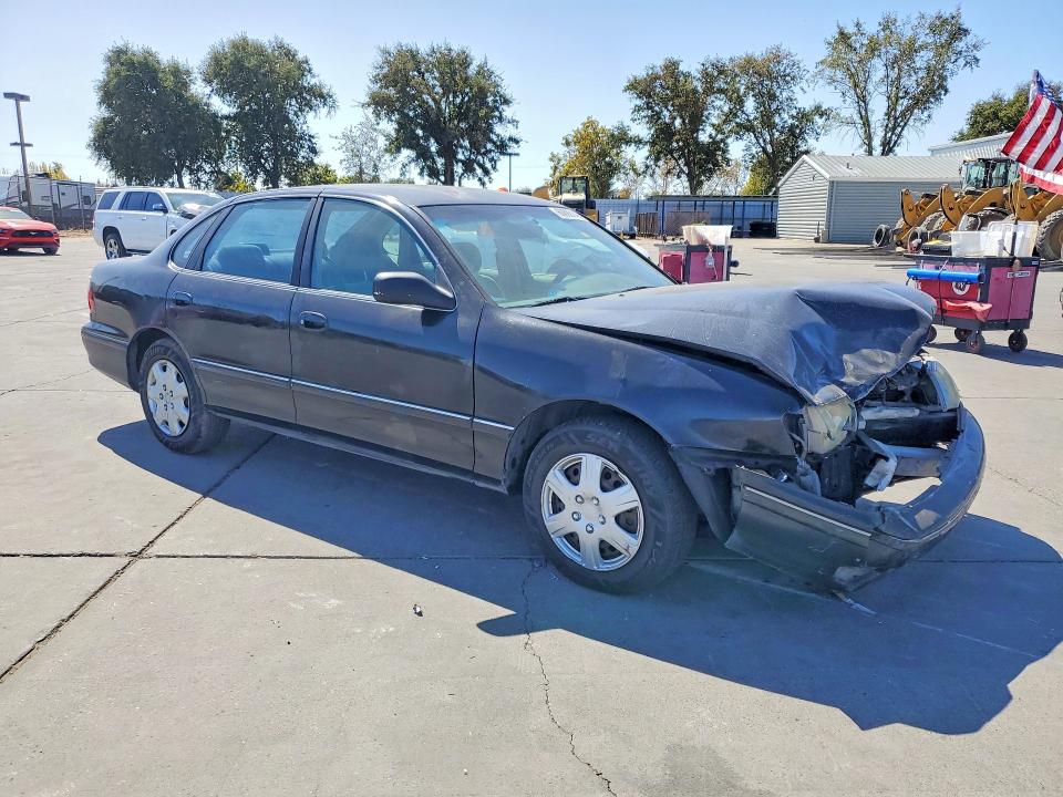 68692146 :رقم المزاد ، 4T1BF18B0WU235918 vin ، 1998 Toyota Avalon مزاد بيع
