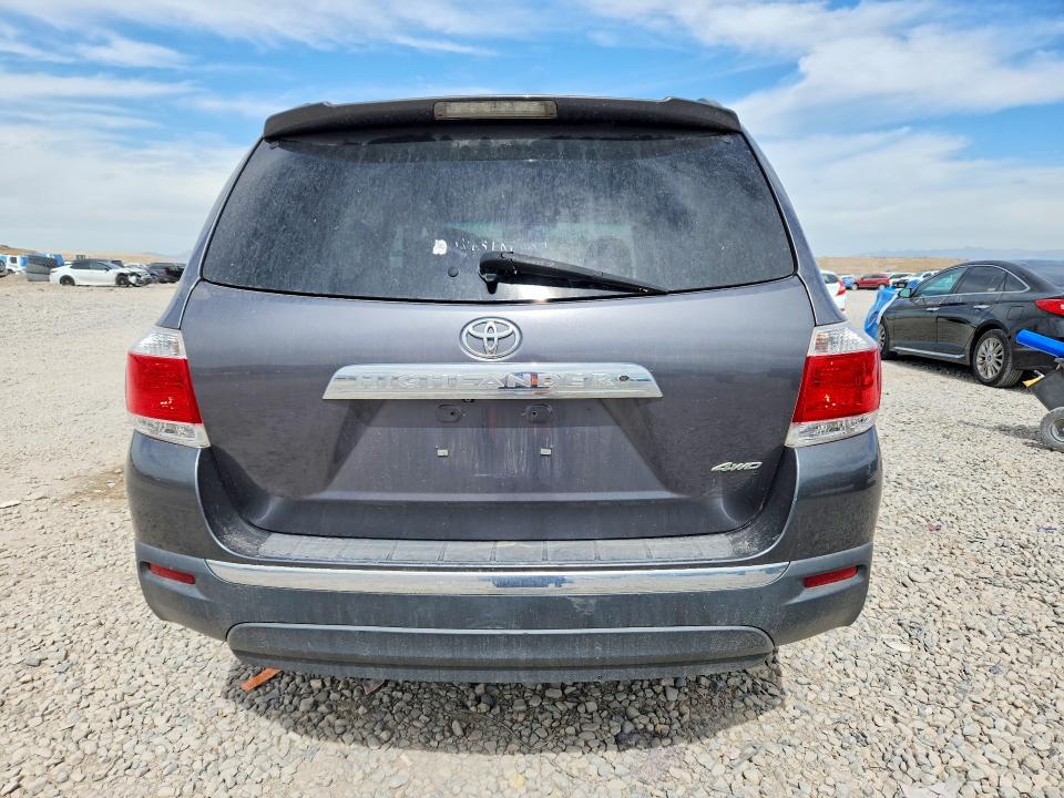 2011 Toyota Highlander მანქანა იყიდება აუქციონზე, vin: 5TDBK3EHXBS073248, აუქციონის ნომერი: 68732386