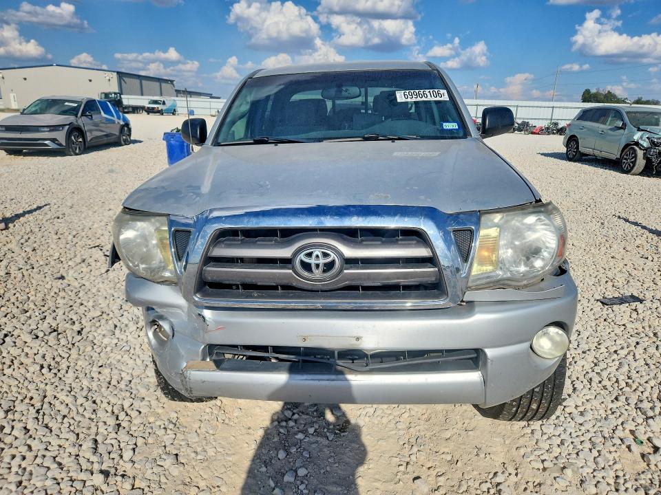 2006 Toyota Tacoma მანქანა იყიდება აუქციონზე, vin: 5TEKU72N66Z188983, აუქციონის ნომერი: 69966106