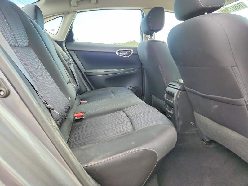 69073306 :رقم المزاد ، 3N1AB7AP0JY253087 vin ، 2018 Nissan Sentra مزاد بيع