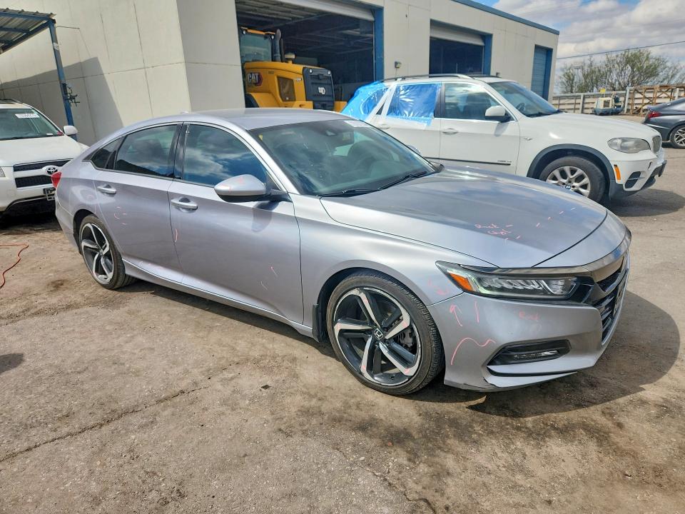 70167236 :رقم المزاد ، 1HGCV1F30LA080471 vin ، 2020 Honda Accord مزاد بيع