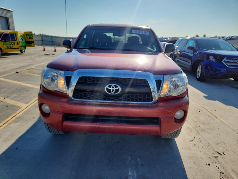 68588416 :رقم المزاد ، 3TMLU4EN7BM067028 vin ، 2011 Toyota Tacoma مزاد بيع
