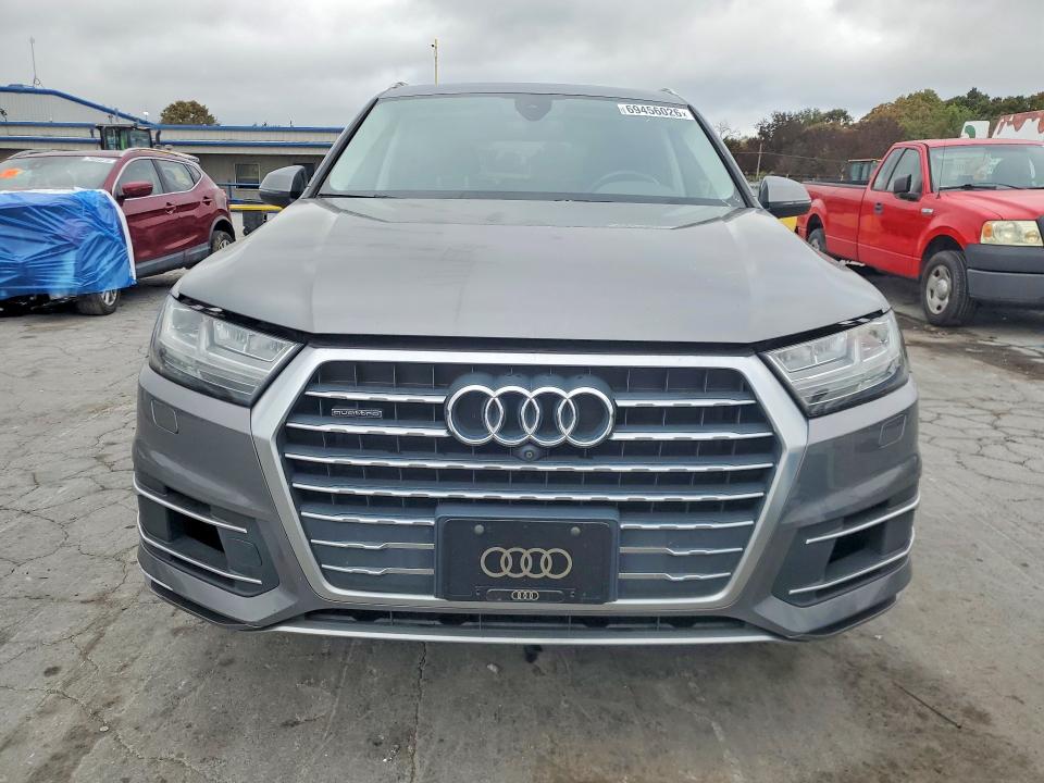 Продажа на аукционе авто 2018 Audi Q7, vin: WA1LAAF74JD008062, номер лота: 69456026