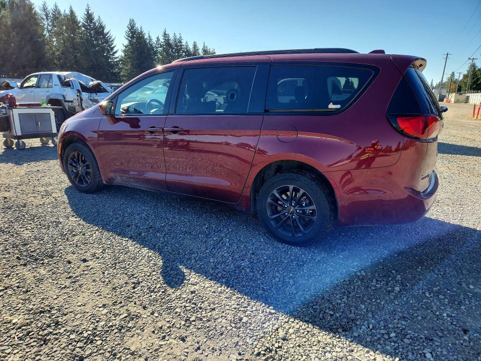68191786 :رقم المزاد ، 2C4RC3BG0LR270673 vin ، 2020 Chrysler Pacifica مزاد بيع