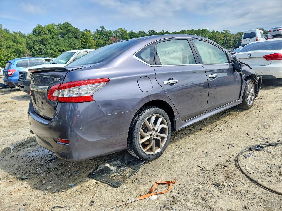 2015 Nissan Sentra მანქანა იყიდება აუქციონზე, vin: 3N1AB7AP6FY352858, აუქციონის ნომერი: 68385266