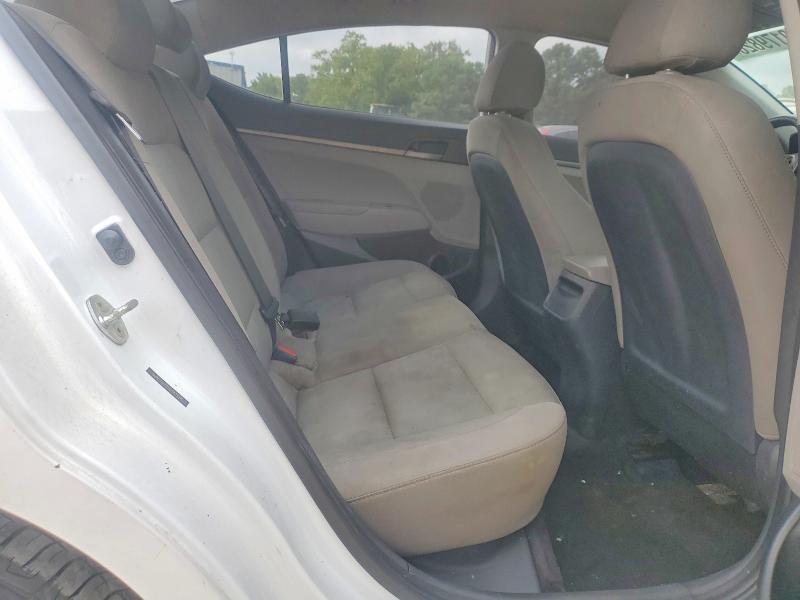 70179826 :رقم المزاد ، 5NPD74LF7HH183528 vin ، 2017 Hyundai Elantra مزاد بيع