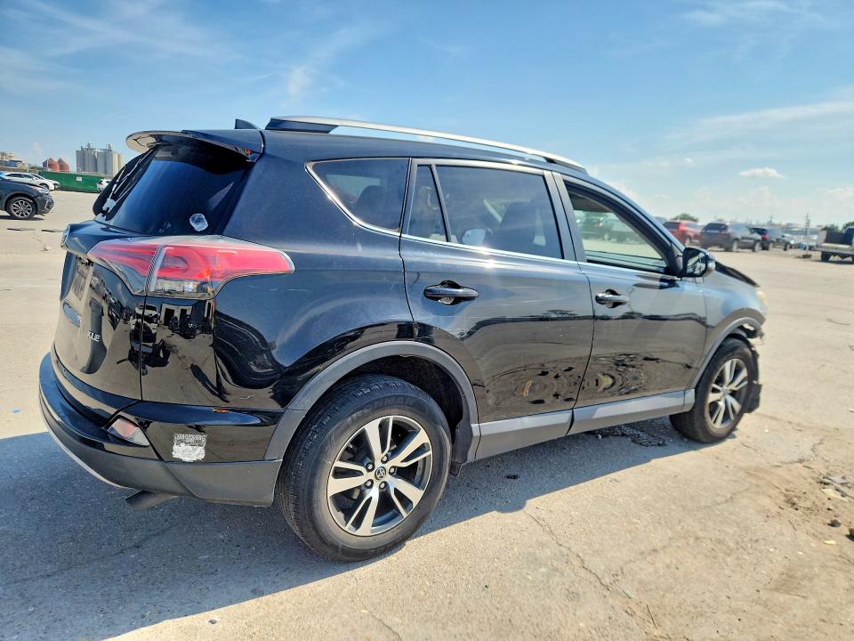 Продажа на аукционе авто 2017 Toyota Rav4, vin: 2T3WFREV0HW381387, номер лота: 70088996