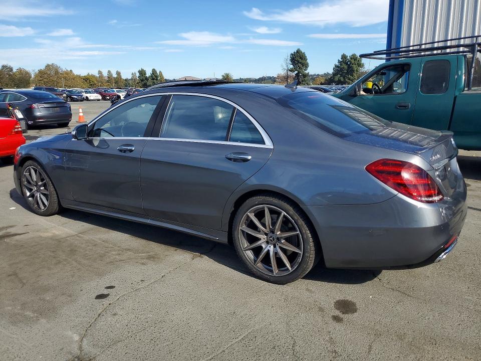 Продаж на аукціоні авто 2018 Mercedes-benz S, vin: WDDUG8DB7JA412795, номер лоту: 68693106