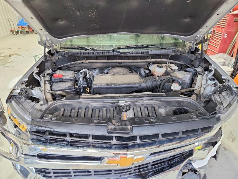 2020 Chevrolet Silverado მანქანა იყიდება აუქციონზე, vin: 3GCUYDED5LG415893, აუქციონის ნომერი: 67917256