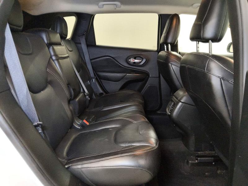 Продажа на аукционе авто 2017 Jeep Cherokee, vin: 1C4PJLDB3HW517780, номер лота: 69102776