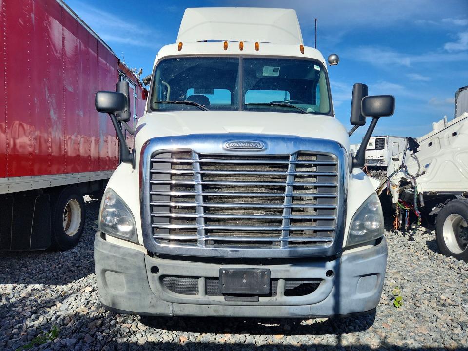 2016 Freightliner Cascadia 113 მანქანა იყიდება აუქციონზე, vin: 1FUJGBDV5GLGS7928, აუქციონის ნომერი: 68973286