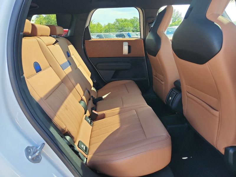67640896 :رقم المزاد ، WMZ23GA02S7R28068 vin ، 2025 Mini Countryman مزاد بيع
