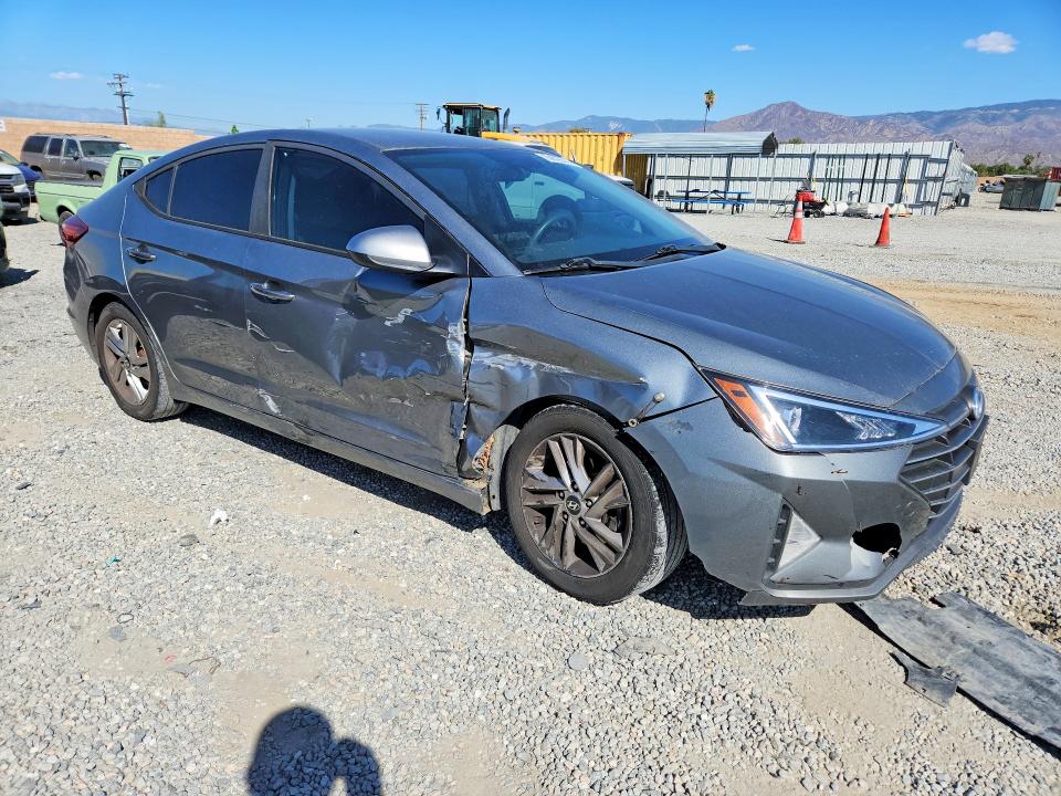 69828416 :رقم المزاد ، KMHD84LF8KU745491 vin ، 2019 Hyundai Elantra مزاد بيع