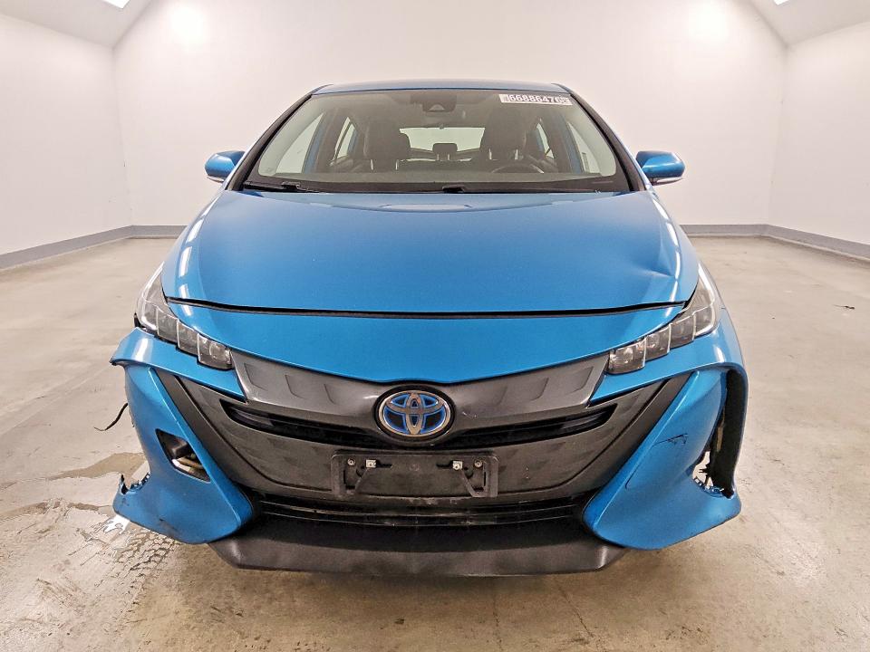 2021 Toyota Prius Prime მანქანა იყიდება აუქციონზე, vin: JTDKAMFP2M3171337, აუქციონის ნომერი: 66886476