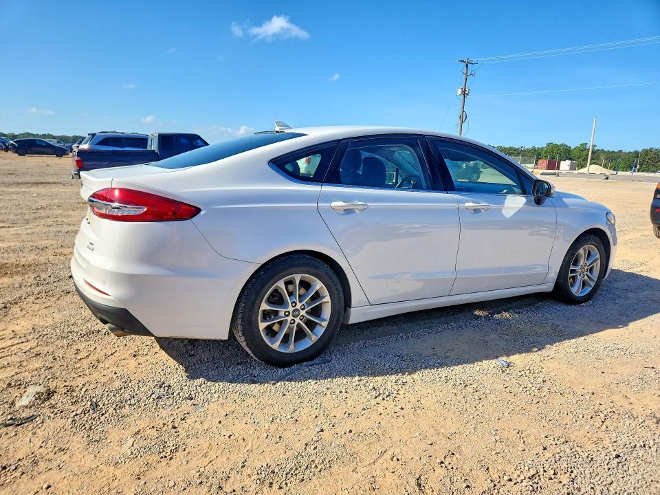 2019 Ford Fusion მანქანა იყიდება აუქციონზე, vin: 3FA6P0HD4KR152370, აუქციონის ნომერი: 69214256
