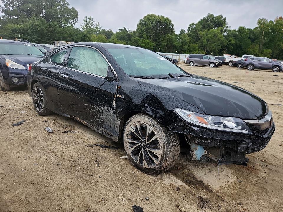 2017 Honda Accord მანქანა იყიდება აუქციონზე, vin: 1HGCT1B83HA009778, აუქციონის ნომერი: 68180086