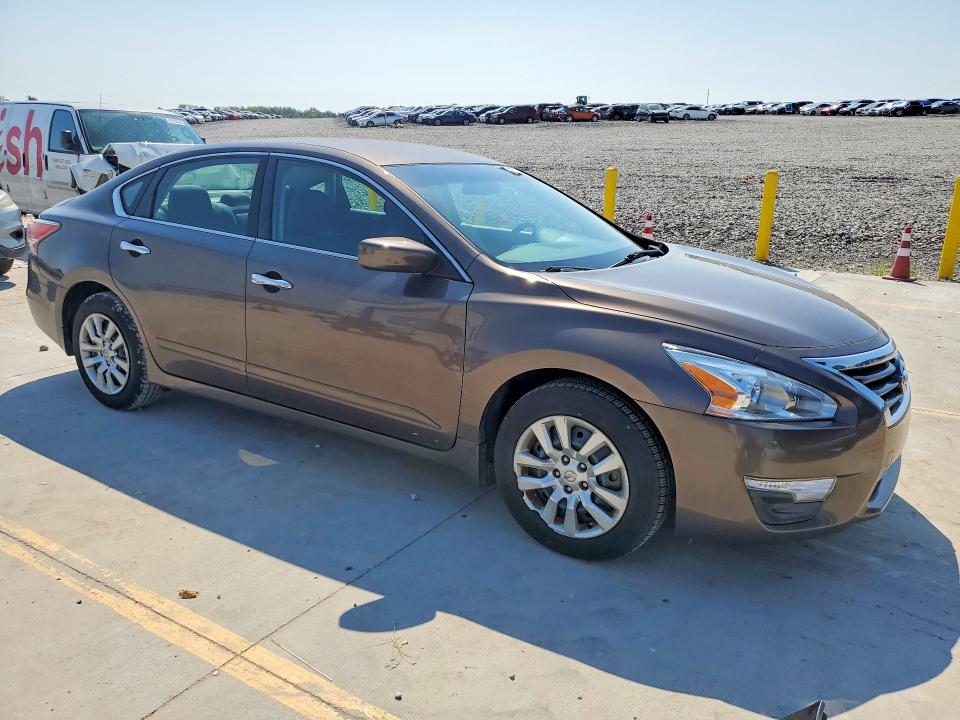 Продажа на аукционе авто 2015 Nissan Altima, vin: 1N4AL3APXFC211325, номер лота: 69310556