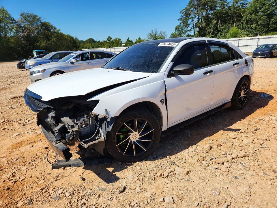 2014 Chrysler 200 მანქანა იყიდება აუქციონზე, vin: 1C3CCBAB8EN205208, აუქციონის ნომერი: 70434626