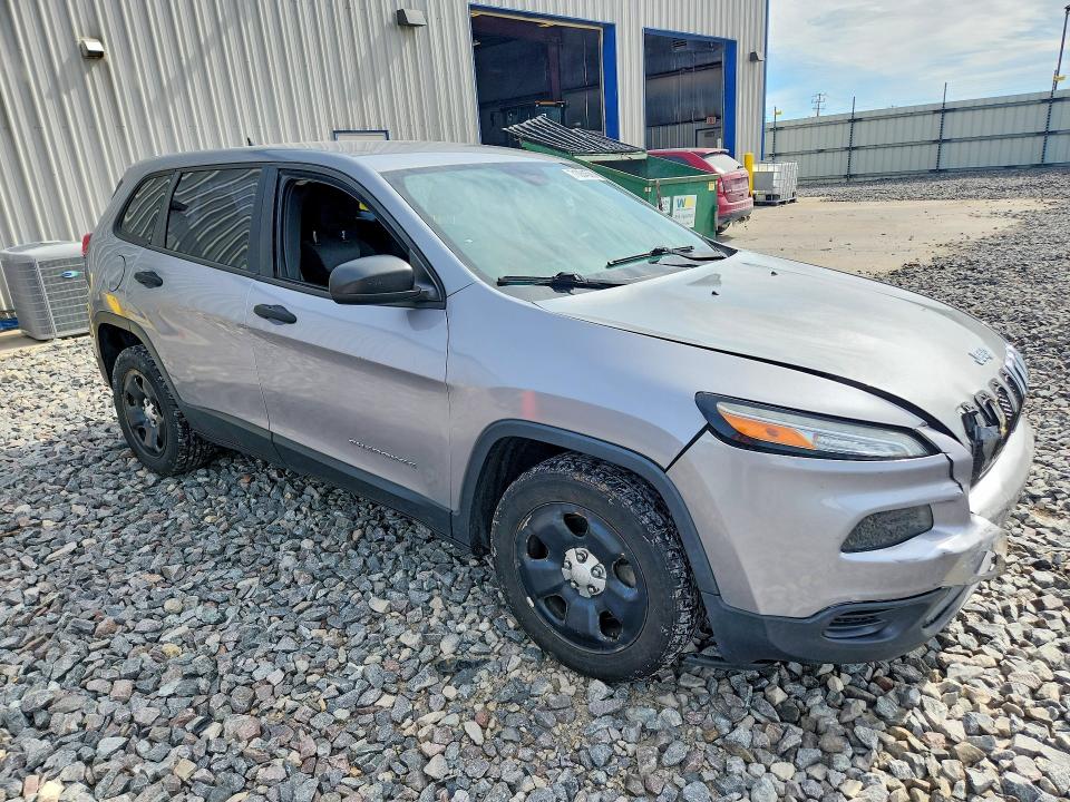 71084566 :رقم المزاد ، 1C4PJLAB0FW573063 vin ، 2015 Jeep Cherokee مزاد بيع