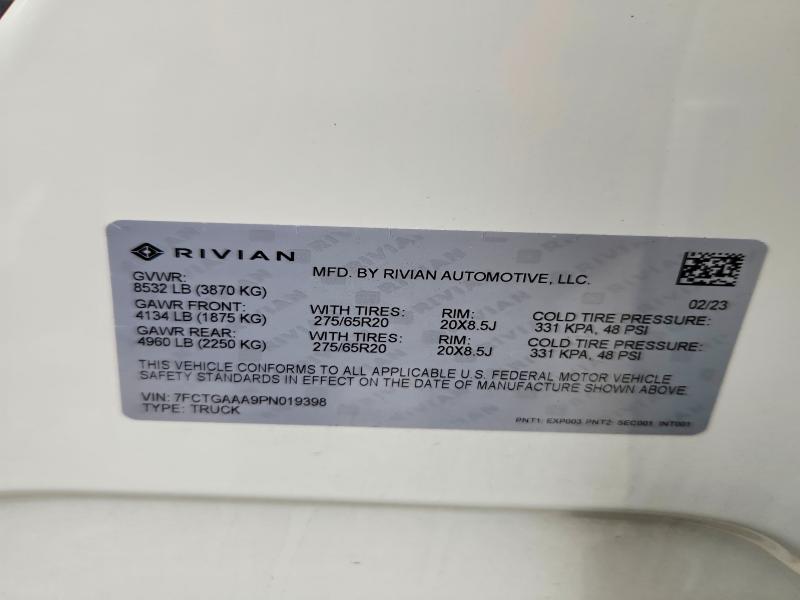 69649046 :رقم المزاد ، 7FCTGAAA9PN019398 vin ، 2023 Rivian R1t مزاد بيع