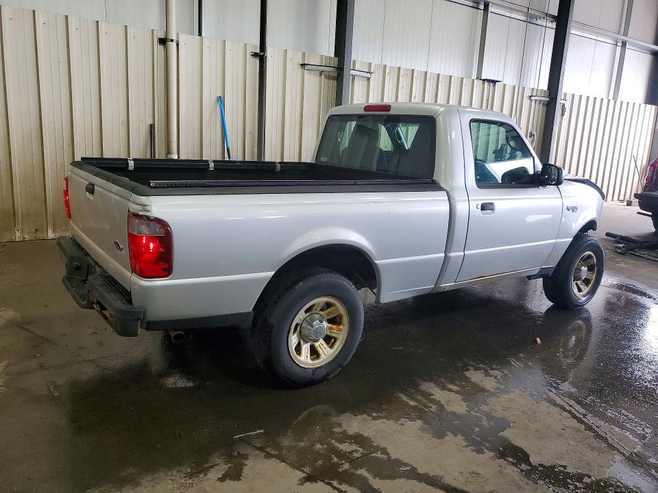 68863046 :رقم المزاد ، 1FTYR10D75PA33240 vin ، 2005 Ford Ranger مزاد بيع