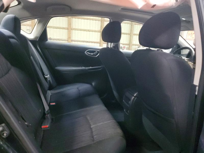 68016796 :رقم المزاد ، 3N1AB7AP7JY316430 vin ، 2018 Nissan Sentra مزاد بيع