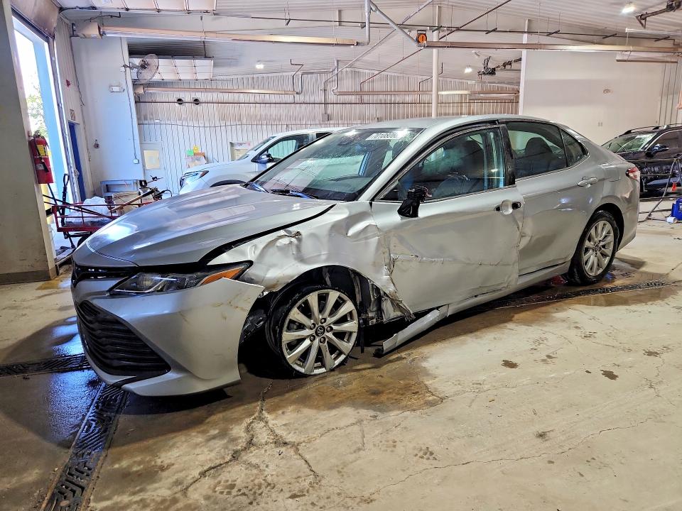 Продаж на аукціоні авто 2020 Toyota Camry, vin: 4T1C11AK7LU945911, номер лоту: 70108066