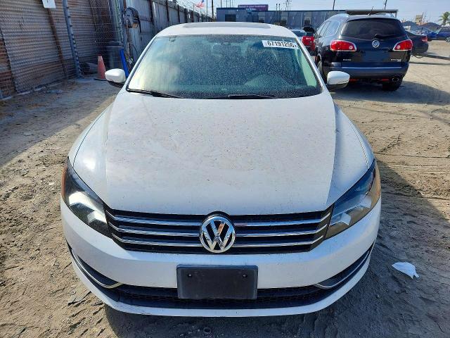67191256 :رقم المزاد ، 1VWBT7A3XEC036573 vin ، 2014 Volkswagen Passat مزاد بيع