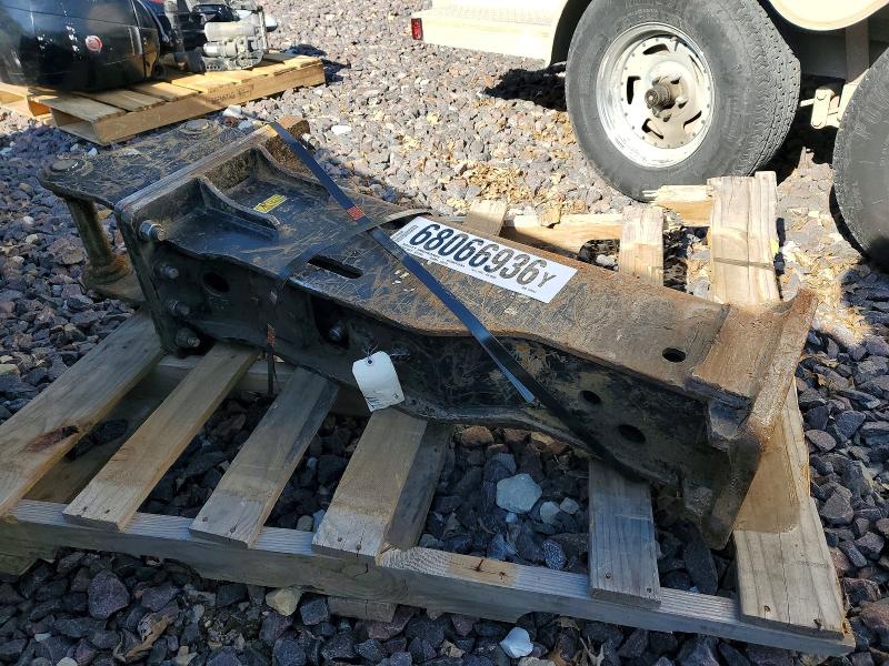 68066936 :رقم المزاد ، HA608513 vin ، 2024 Cat Construction Equipment مزاد بيع