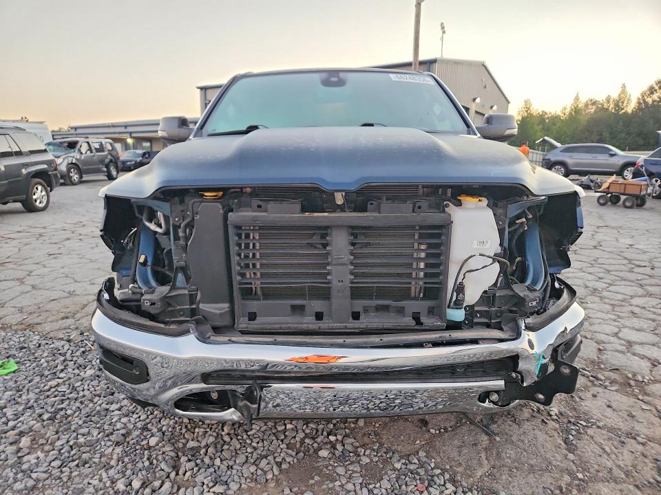 68248356 :رقم المزاد ، 1C6SRFMT1PN504275 vin ، 2023 Ram 1500 مزاد بيع