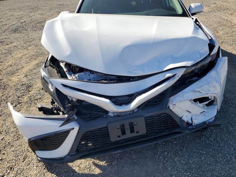 Продаж на аукціоні авто 2022 Toyota Camry, vin: 4T1G11AK4NU646431, номер лоту: 69357426