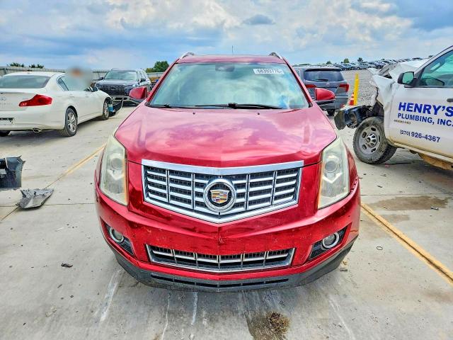 68393776 :رقم المزاد ، 3GYFNCE32FS586048 vin ، 2015 Cadillac Srx مزاد بيع