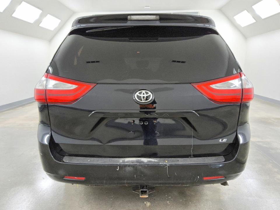 Продаж на аукціоні авто 2015 Toyota Sienna, vin: 5TDKK3DC4FS680788, номер лоту: 69384936