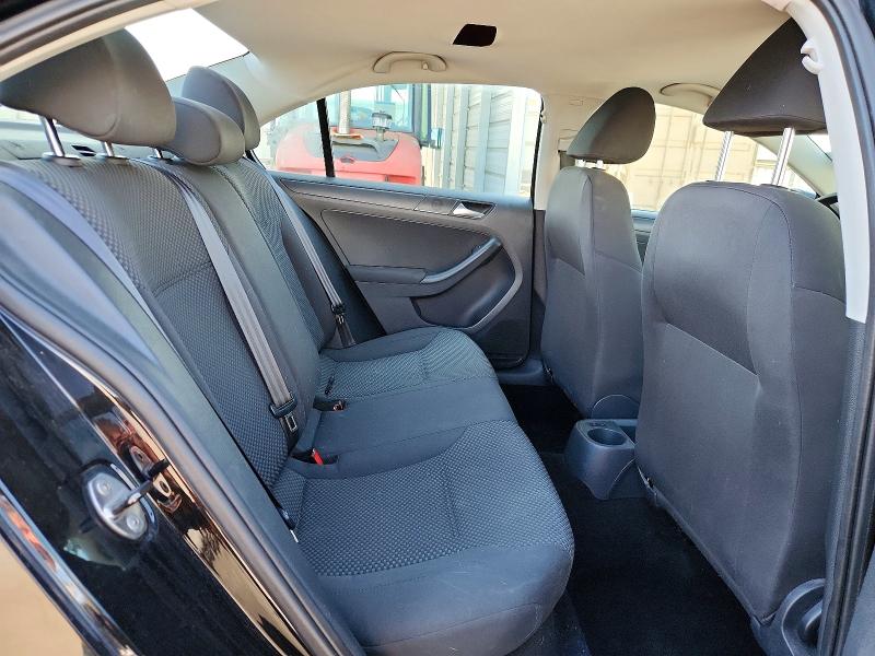 68202656 :رقم المزاد ، 3VW2K7AJ4CM365413 vin ، 2012 Volkswagen Jetta مزاد بيع