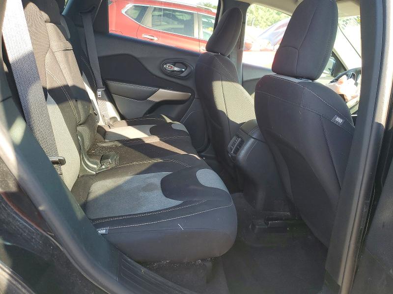 Продажа на аукционе авто 2018 Jeep Cherokee, vin: 1C4PJLCB4JD616028, номер лота: 67034656
