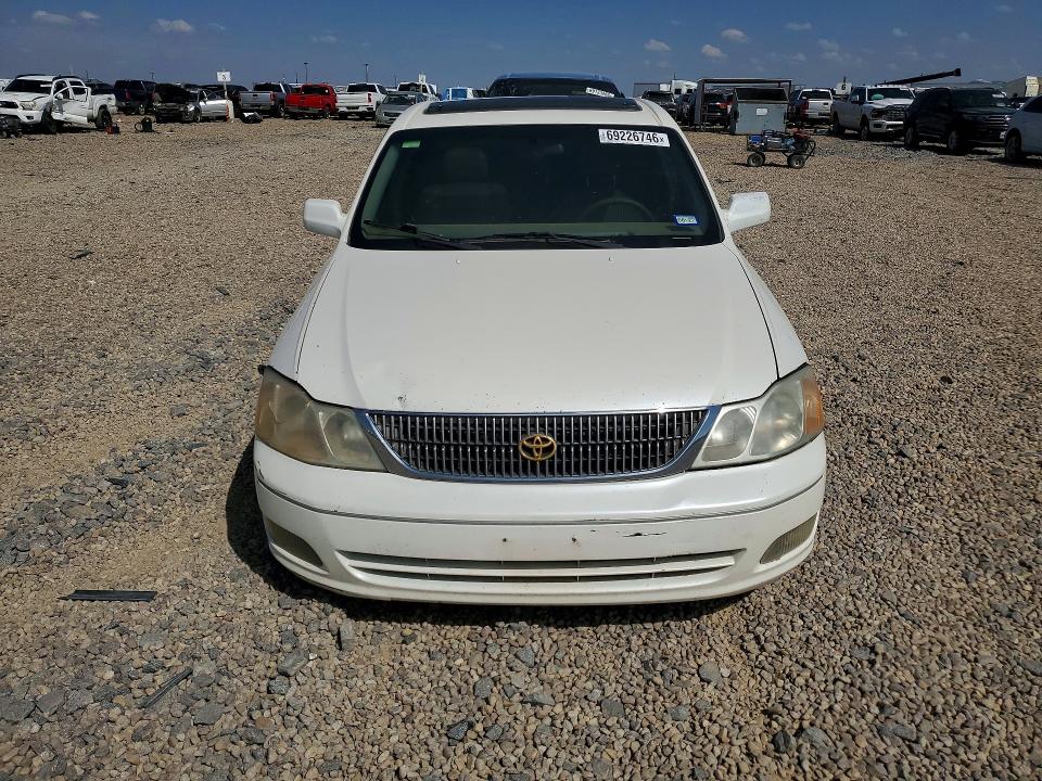 2001 Toyota Avalon მანქანა იყიდება აუქციონზე, vin: 4T1BF28B21U153686, აუქციონის ნომერი: 69226746