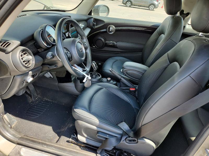 Продажа на аукционе авто 2021 Mini Cooper, vin: WMWXR3C08M2M92236, номер лота: 70496886