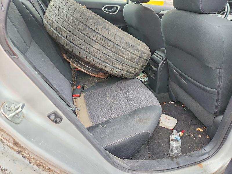 Продаж на аукціоні авто 2015 Nissan Sentra, vin: 3N1AB7AP5FL636138, номер лоту: 70309686
