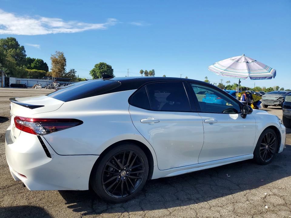 Продажа на аукционе авто 2022 Toyota Camry, vin: 4T1K61AK9NU011331, номер лота: 67749276