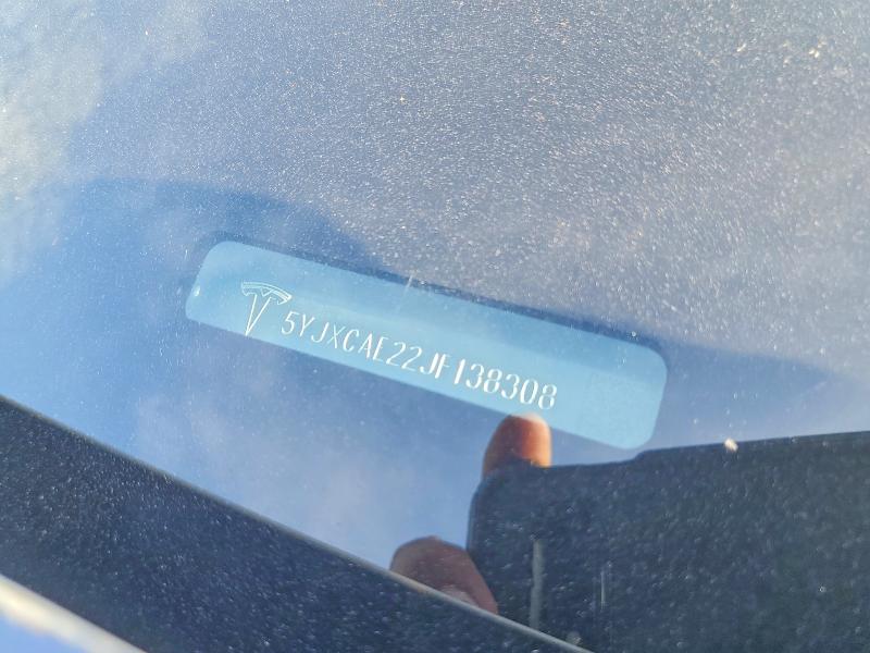 69343946 :رقم المزاد ، 5YJXCAE22JF138308 vin ، 2018 Tesla Model X مزاد بيع