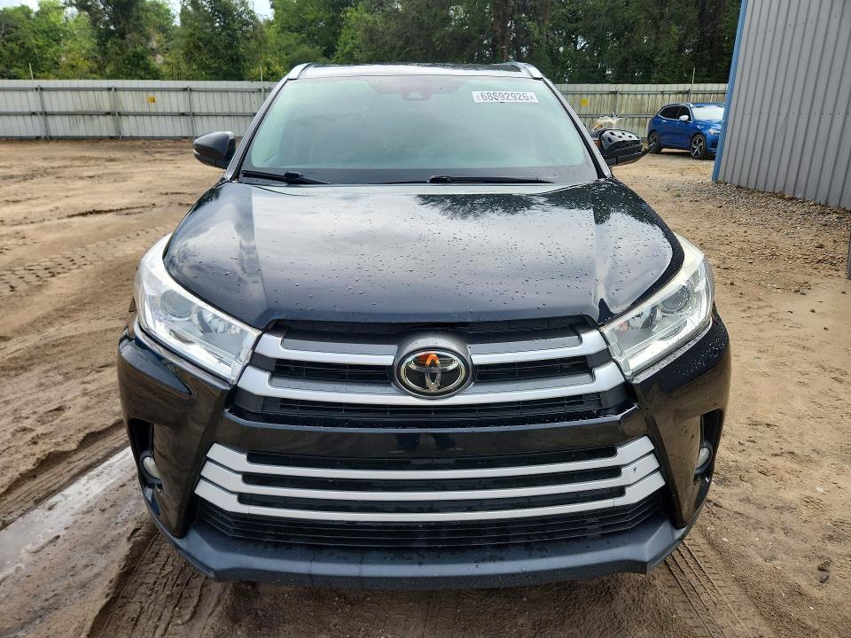 Продажа на аукционе авто 2017 Toyota Highlander, vin: 5TDJZRFH0HS374032, номер лота: 68692926