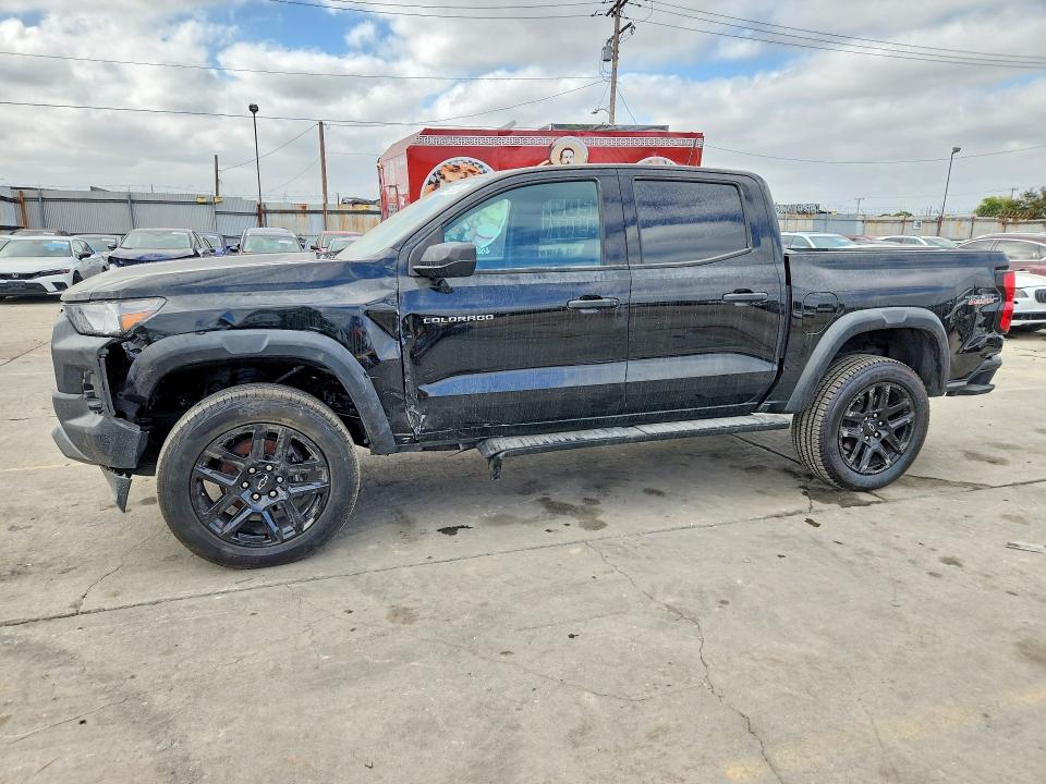 69186056 :رقم المزاد ، 1GCPTEEK6P1133170         vin ، 2023 Chevrolet Colorado مزاد بيع