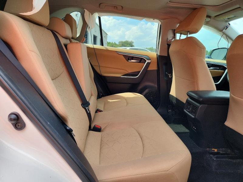 Aukcja sprzedaży 2021 Toyota Rav4, vin: 2T3W1RFV3MC142747, numer aukcji: 69898996
