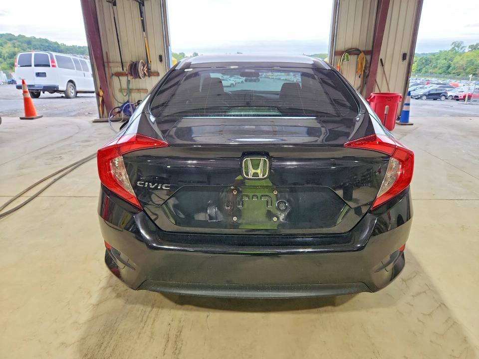 2016 Honda Civic მანქანა იყიდება აუქციონზე, vin: 19XFC2F51GE216263, აუქციონის ნომერი: 67597636