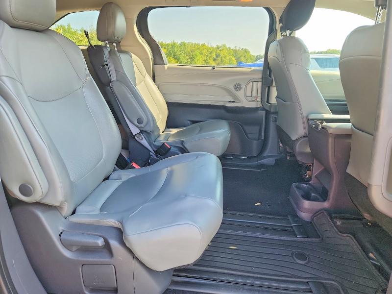 Продажа на аукционе авто 2021 Toyota Sienna, vin: 5TDJRKEC7MS025005, номер лота: 69239576