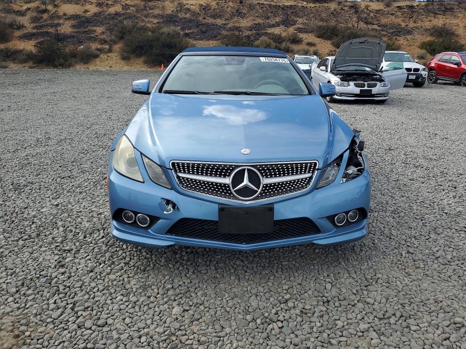 2011 Mercedes-benz E მანქანა იყიდება აუქციონზე, vin: WDDKK7CF1BF050990, აუქციონის ნომერი: 70258776
