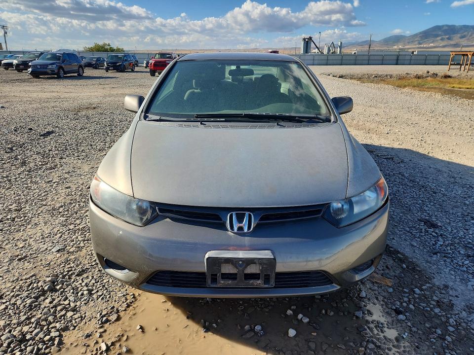 67180806 :رقم المزاد ، 2HGFG116X8H537840 vin ، 2008 Honda Civic مزاد بيع
