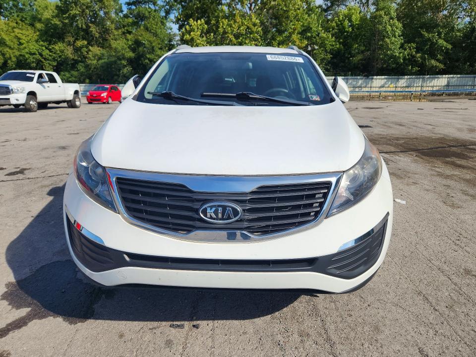 2011 Kia Sportage მანქანა იყიდება აუქციონზე, vin: KNDPBCA29B7163928        , აუქციონის ნომერი: 68852886